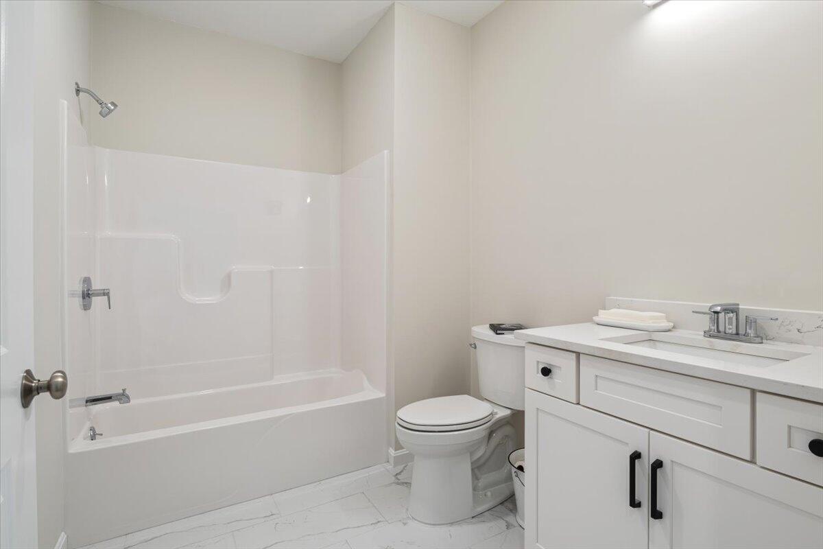 26-3 Regency Circle, Unit 3 Kittery, ME 03904 - Photo 21 of 32