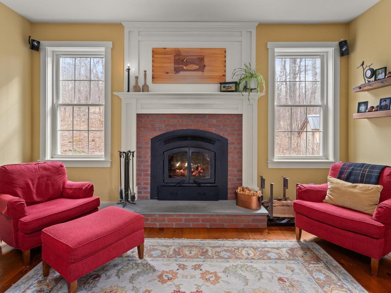 140 Wolf Lane Richmond, VT 05477 - Photo 5 of 40