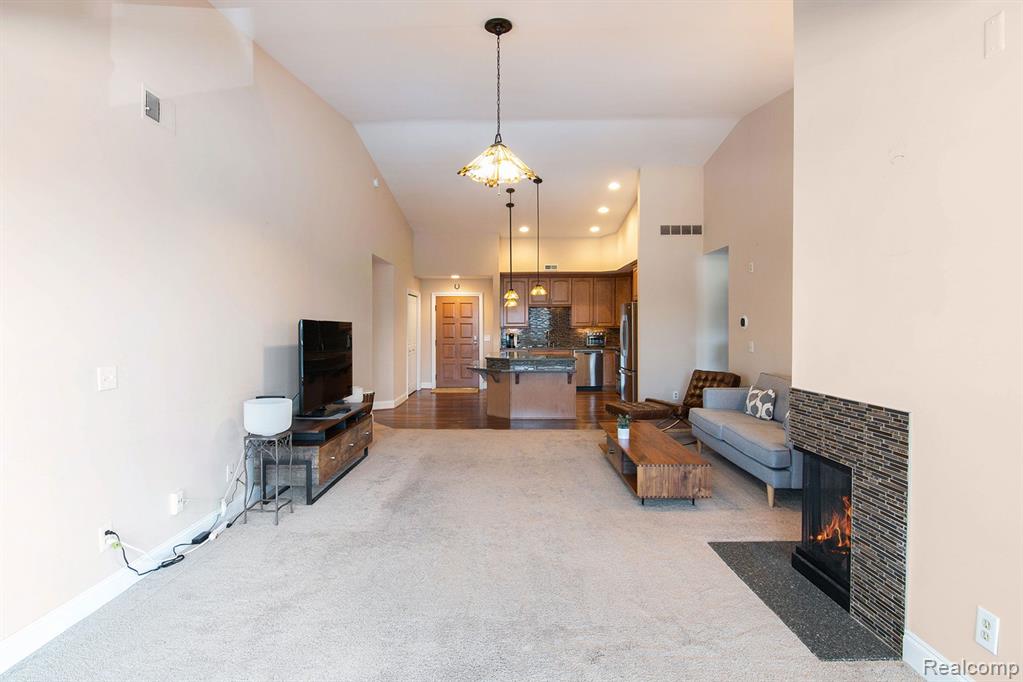 969 Green View Court, Unit 50 Rochester Hills, MI 48307 - Photo 11 of 18 Gallery Image 11