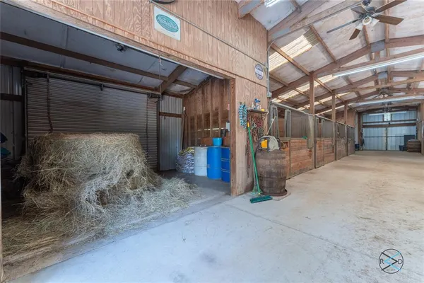 a view of a garage