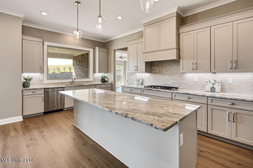 2115 Livingston Way Hernando, MS 38632 - Photo 12 of 41 04218631-976E-4CF9-8A3E-6988E9C754AD