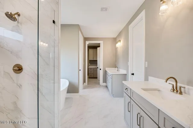 $549,900 | 2115 Livingston Way, Hernando, MS 38632