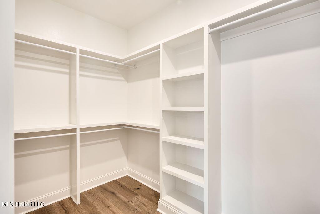 2115 Livingston Way Hernando, MS 38632 - Photo 22 of 41 Primary Walk-in Custom Closet