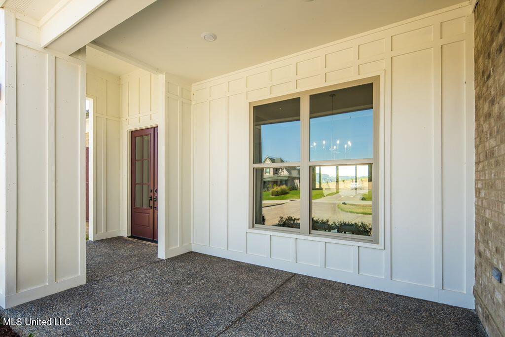2115 Livingston Way Hernando, MS 38632 - Photo 3 of 41 Front Porch
