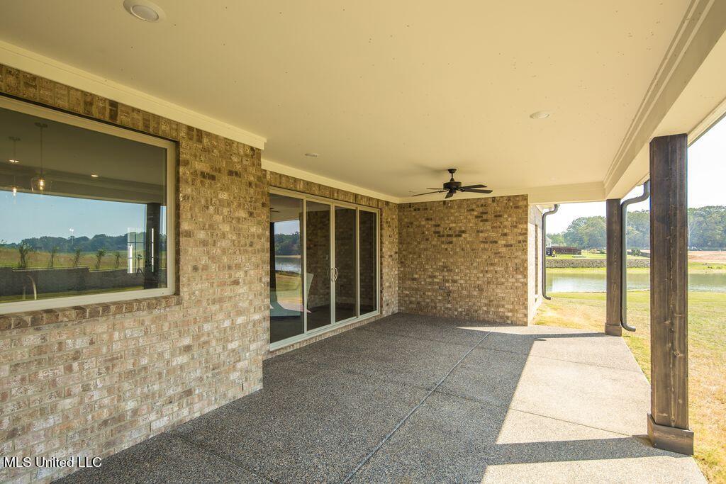 2115 Livingston Way Hernando, MS 38632 - Photo 35 of 41 Covered Patio