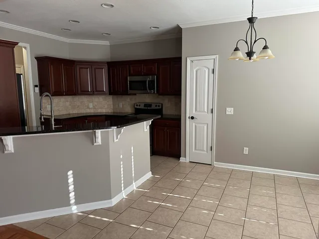 $3,100 | 8762 Mckenzie Farm Drive, Unit 12, Ooltewah, TN 37363