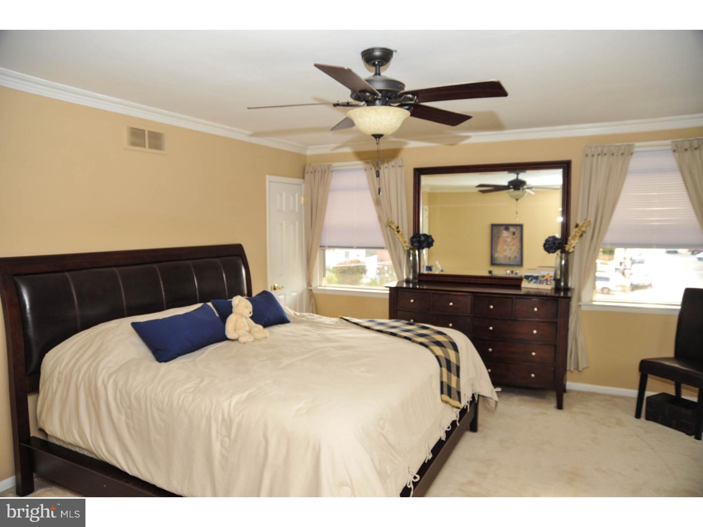 11820 Colman Road Philadelphia, PA 19154 - Photo 13 of 25 Gallery Image 13