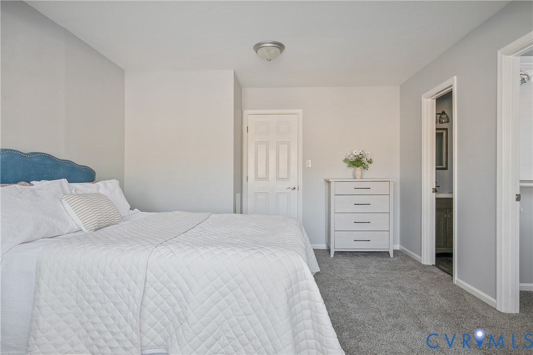 34 Brandywine Court Colonial Heights, VA 23834 - Photo 20 of 30 a bedroom with a bed and closet