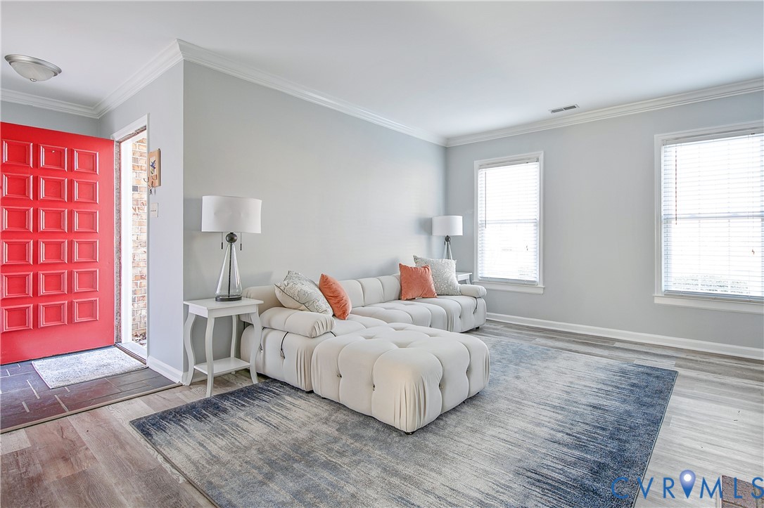 34 Brandywine Court Colonial Heights, VA 23834 - Photo 7 of 30 a bed room with a bed and a chair