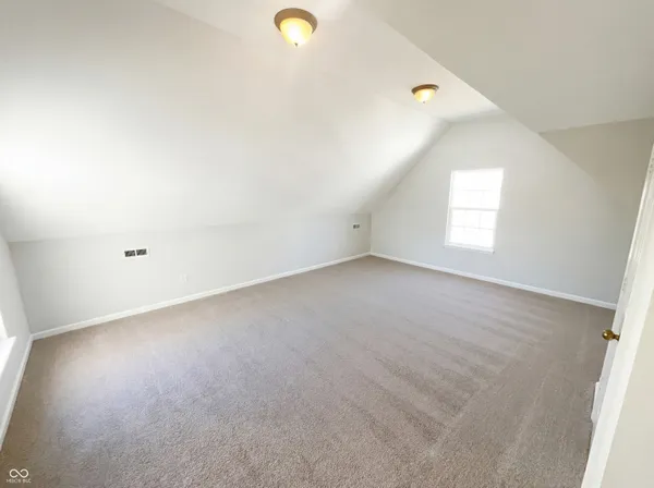 $560,000 | 6767 Woodcliff Circle, Zionsville, IN 46077