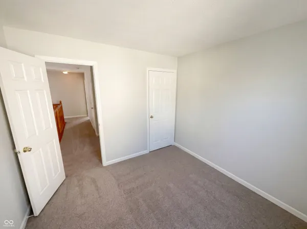 $560,000 | 6767 Woodcliff Circle, Zionsville, IN 46077