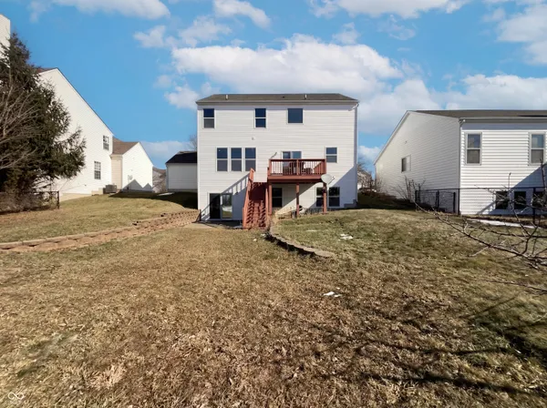 $560,000 | 6767 Woodcliff Circle, Zionsville, IN 46077