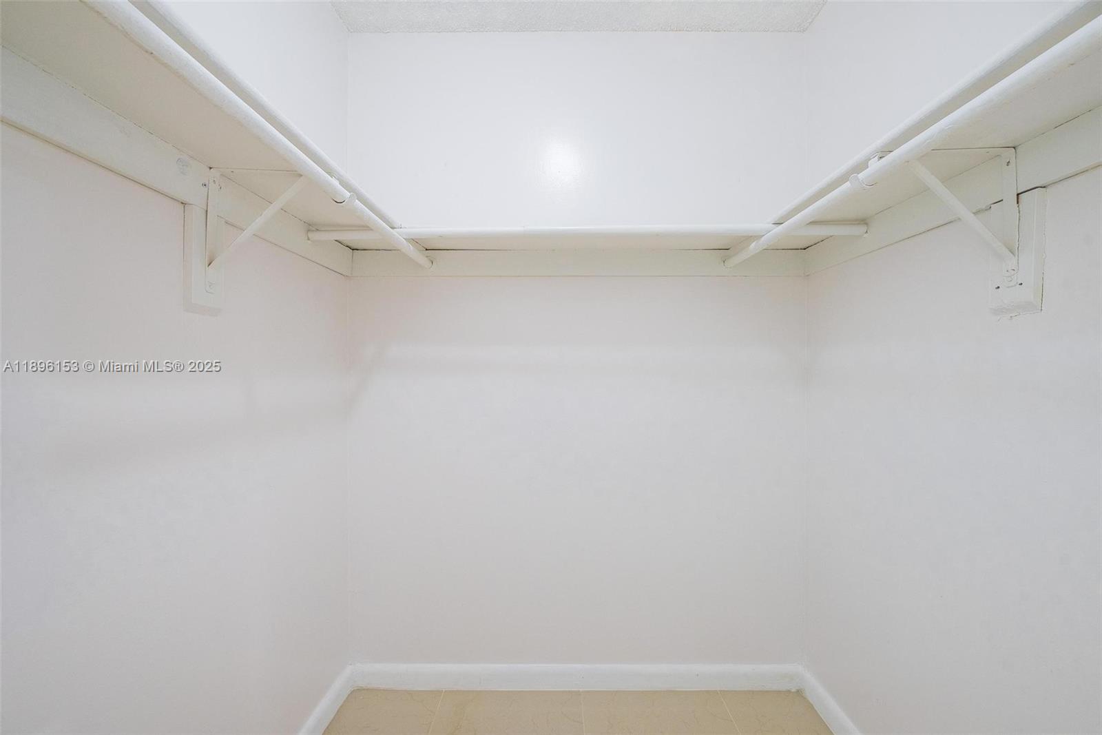 8901 North New River Canal Road, Unit 14W Plantation, FL 33324 - Photo 19 of 27