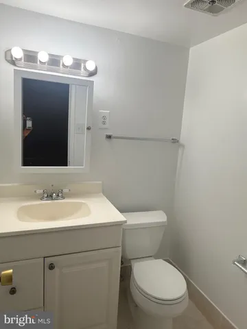 $2,100 | 3300 Woodburn Village Drive, Unit 23, Annandale, VA 22003