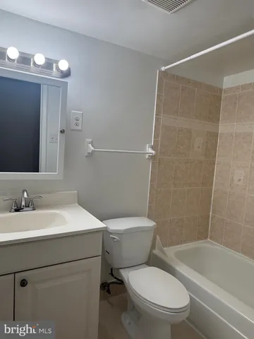 $2,100 | 3300 Woodburn Village Drive, Unit 23, Annandale, VA 22003