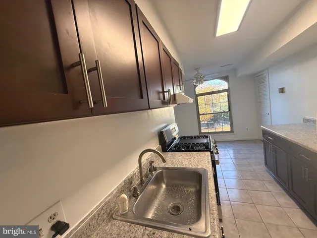 $2,100 | 3300 Woodburn Village Drive, Unit 23, Annandale, VA 22003