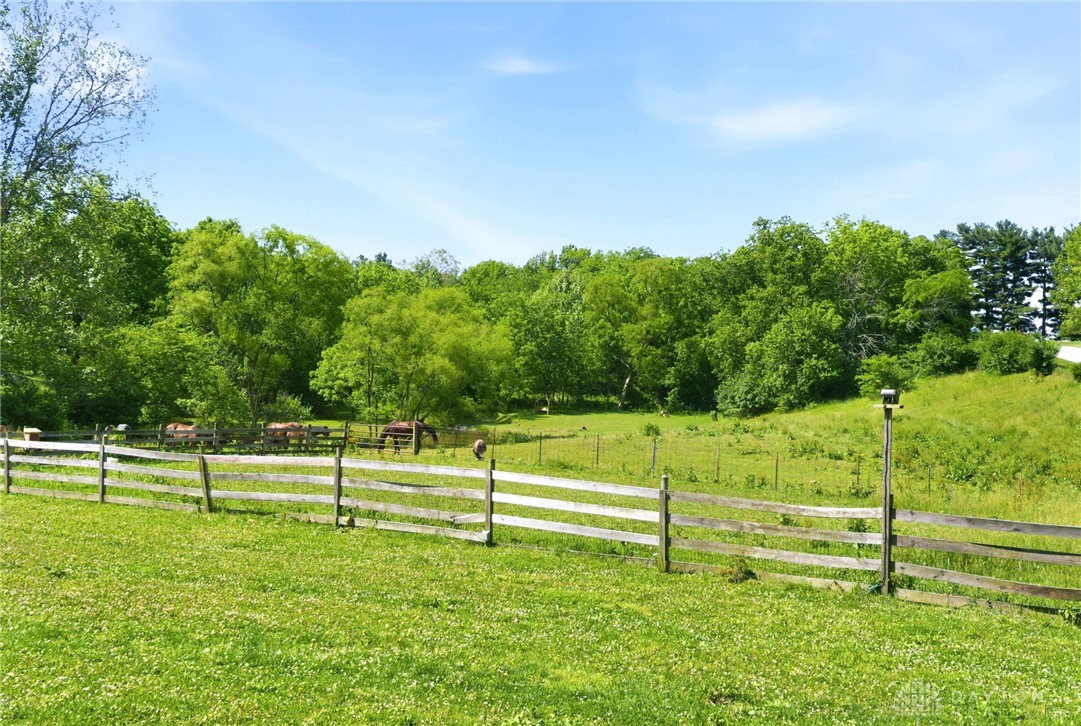 2395 Clark Run Road Xenia, OH 45385 - Photo 46 of 74