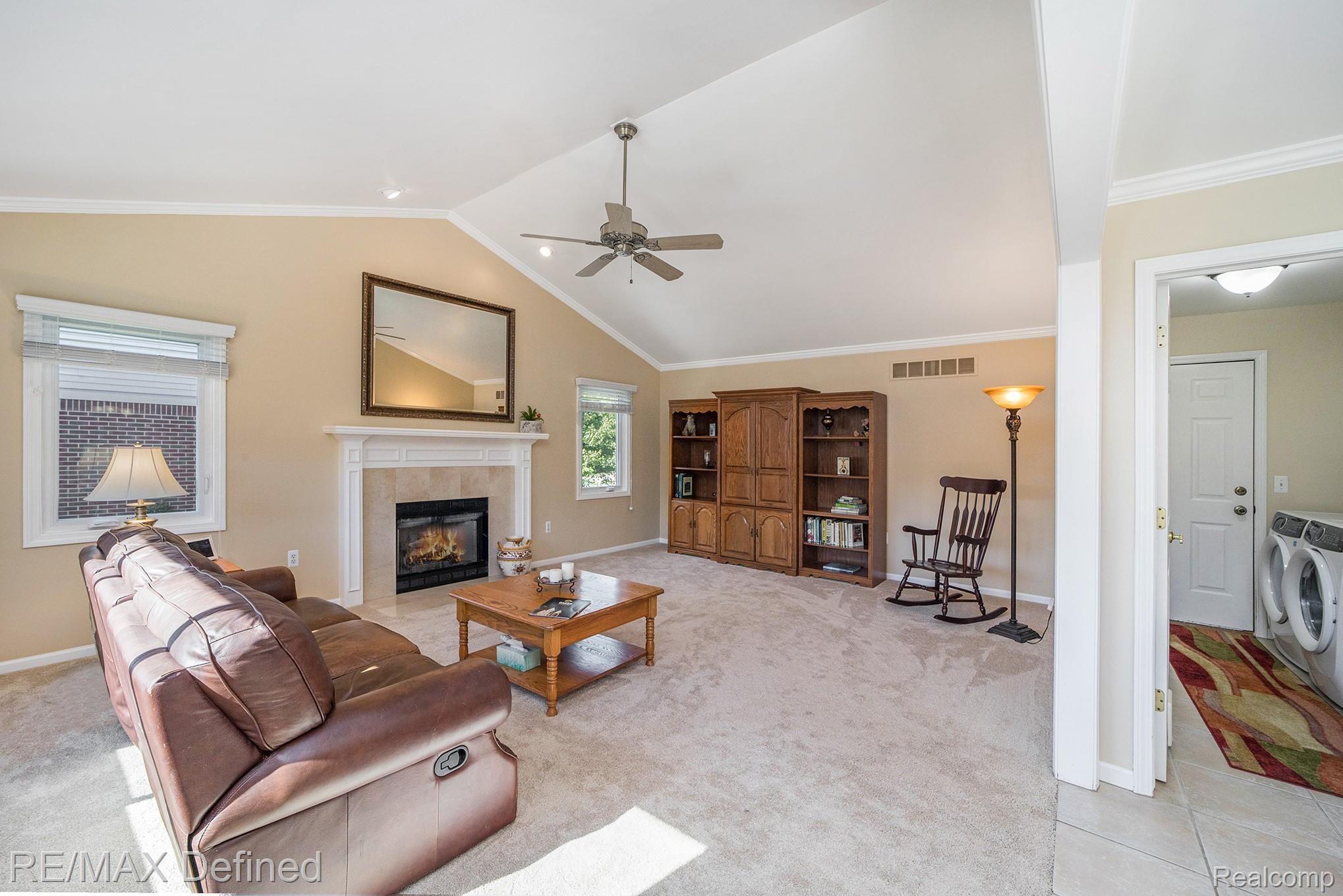 3454 Cascade Circle Rochester, MI 48307 - Photo 8 of 31 Cathedral Ceiling Family Room