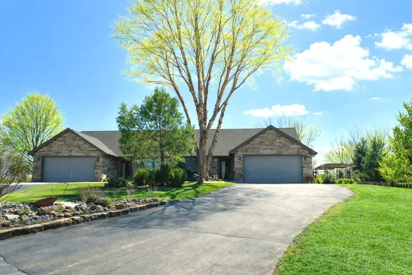 $249,900 | 29194 Deer Valley Drive, Unit A, Deer Grove, IL 61243