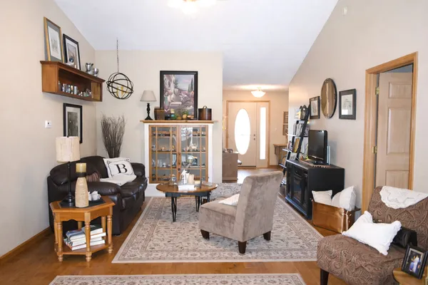 $249,900 | 29194 Deer Valley Drive, Unit A, Deer Grove, IL 61243