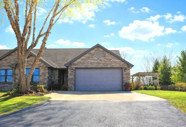 $249,900 | 29194 Deer Valley Drive, Unit A, Deer Grove, IL 61243