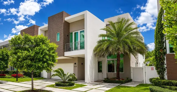 $15,000 | 10561 Northwest 68th Terrace, Doral, FL 33178