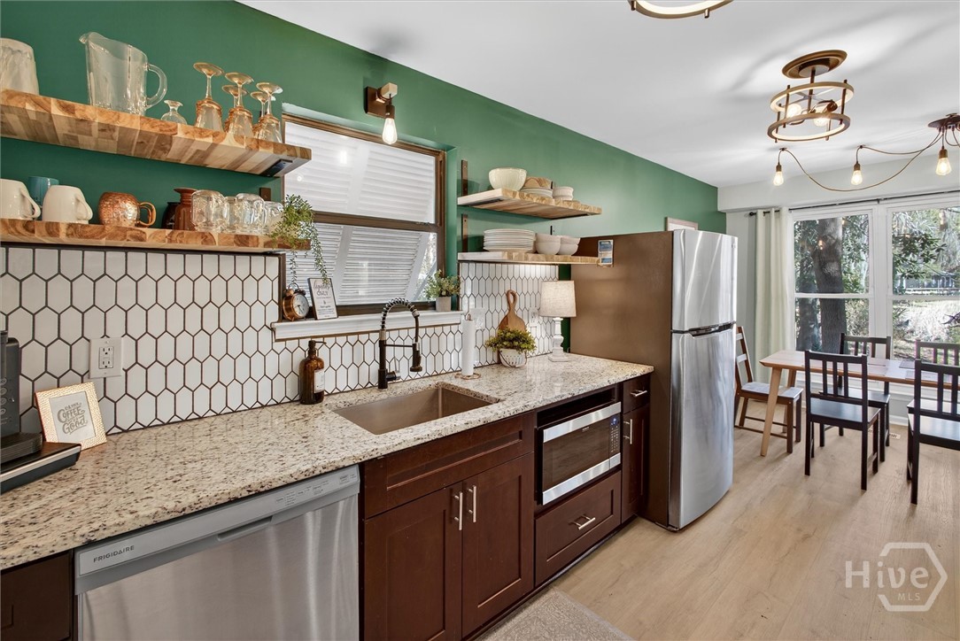908 Woodpecker Road Savannah, GA 31410 - Photo 18 of 52 Gallery Image 18