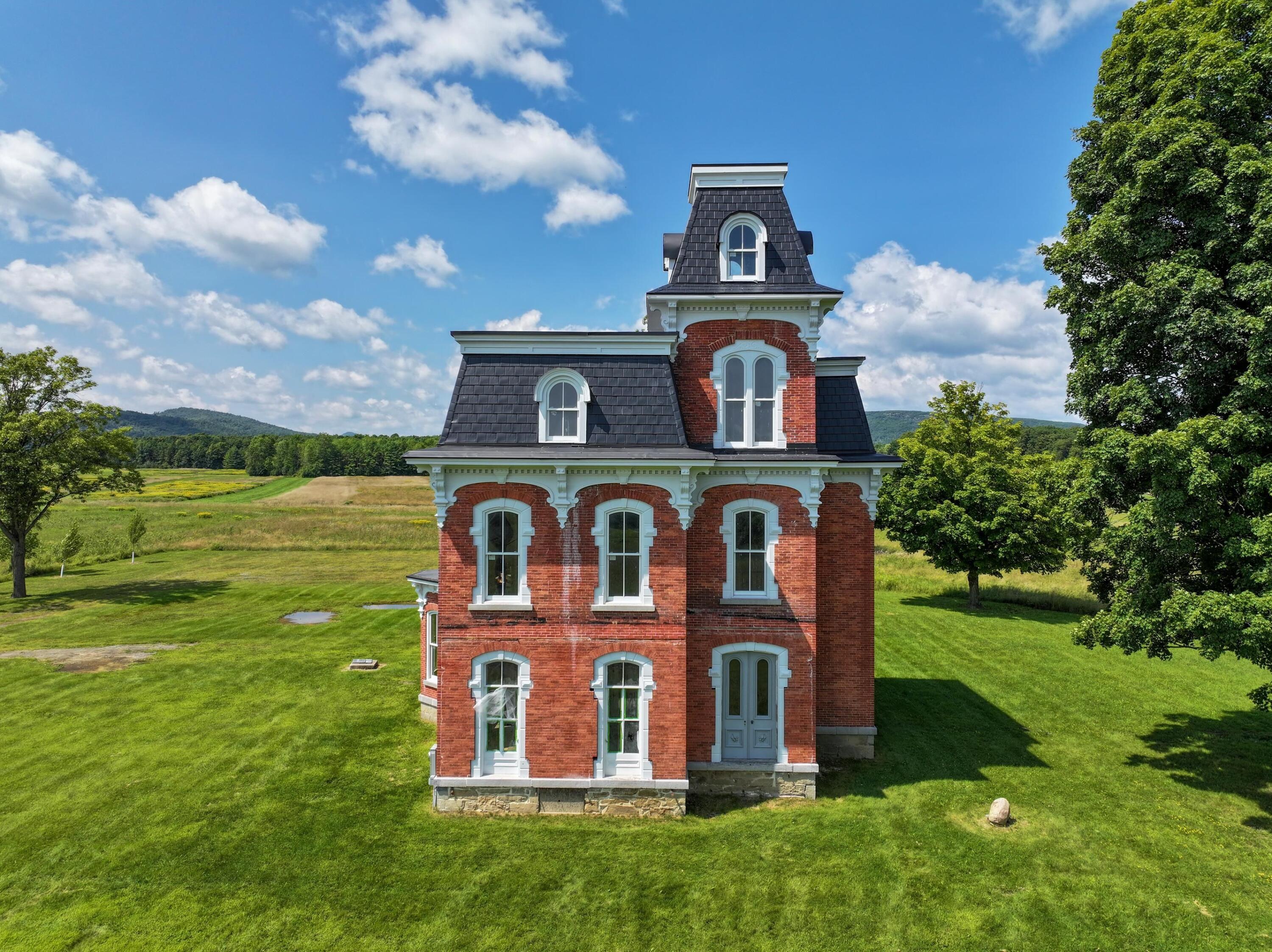 249 Point Road Willsboro, NY 12996 - Photo 5 of 60 204-ran