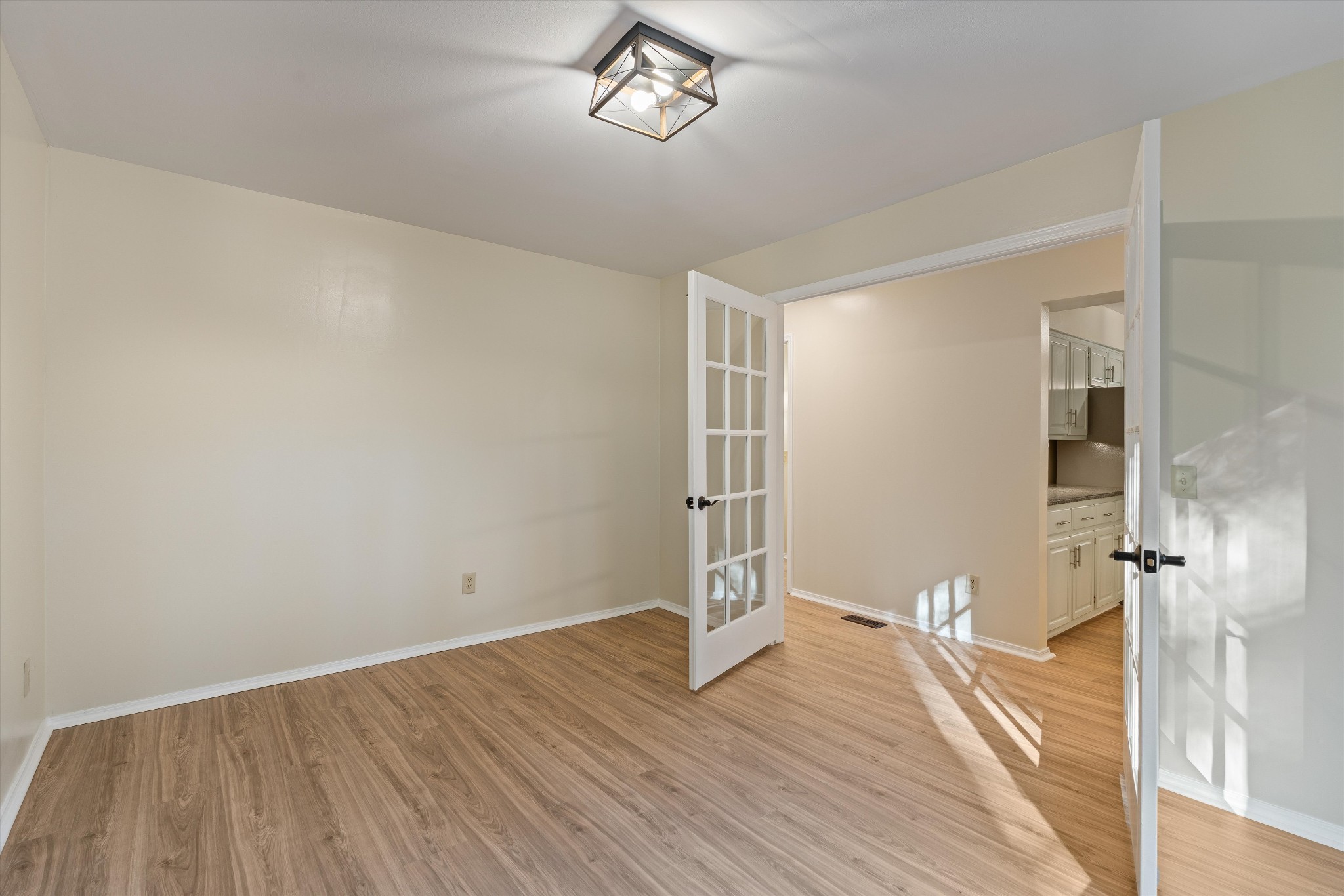 31 Volunteer Circle Carthage, TN 37030 - Photo 19 of 52 wooden floor in an empty room