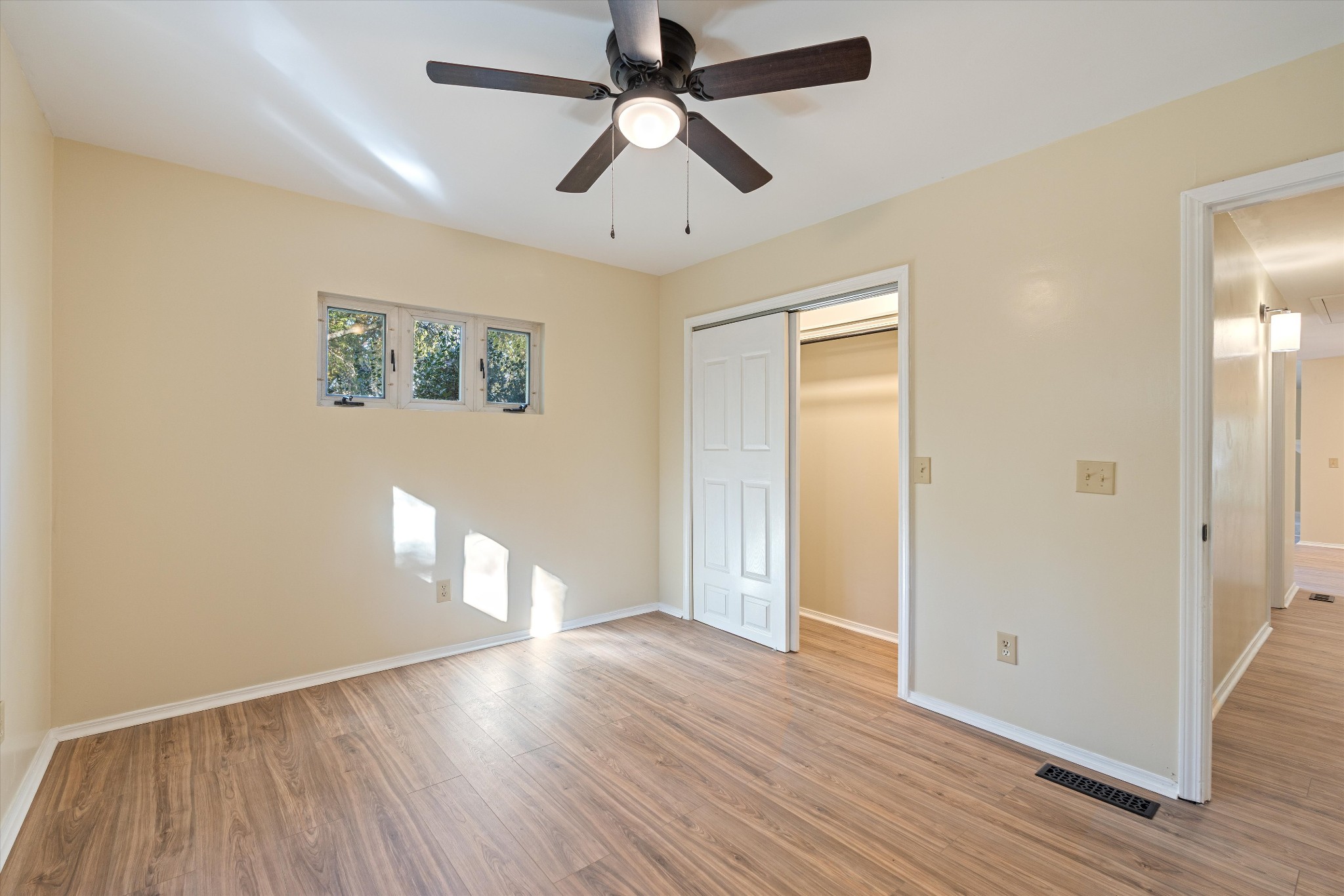 31 Volunteer Circle Carthage, TN 37030 - Photo 35 of 52 wooden floor in an empty room with a window