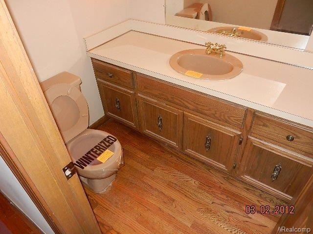 3388 Edmunton Drive Rochester, MI 48306 - Photo 15 of 17 DSCN1740.JPG