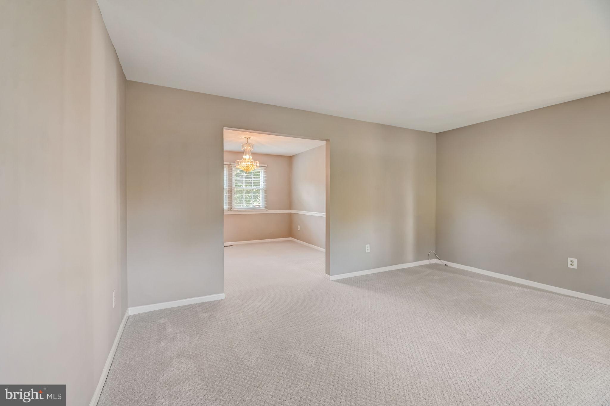 303 Rabbitt Road Gaithersburg, MD 20878 - Photo 8 of 80 Living & Dining #2