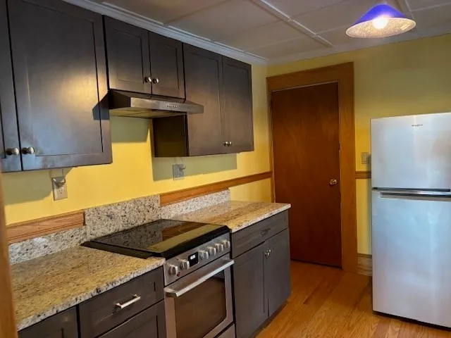 $1,575 | 44 State Street, Unit 2F, Northampton, MA 01060