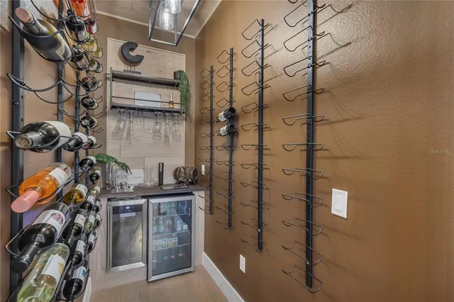 $810,000 | 3869 Shoreside Drive, Kissimmee, FL 34746