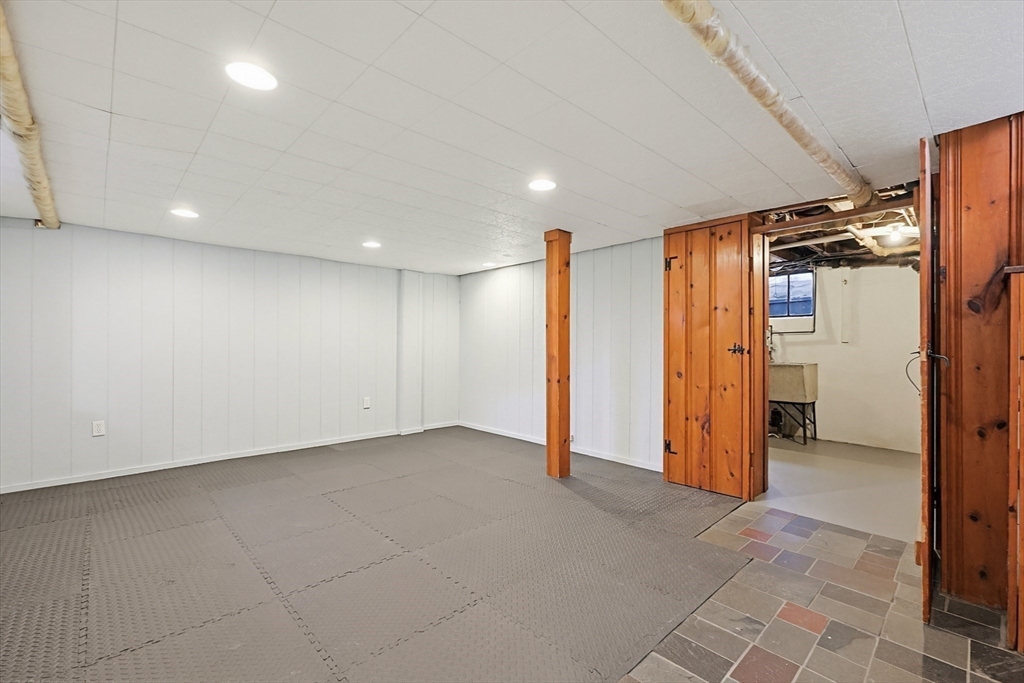 103 Field Road Longmeadow, MA 01106 - Photo 31 of 38 Gallery Image 31