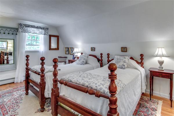 429 Linebrook Road Ipswich, MA 01938 - Photo 21 of 30 a very nice looking room with a bed