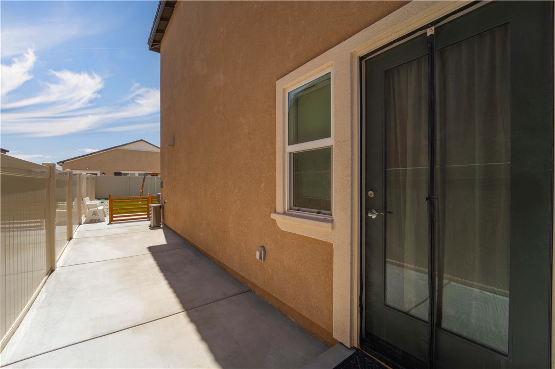 4422 Jade Court Lancaster, CA 93536 - Photo 14 of 44 a view of a balcony