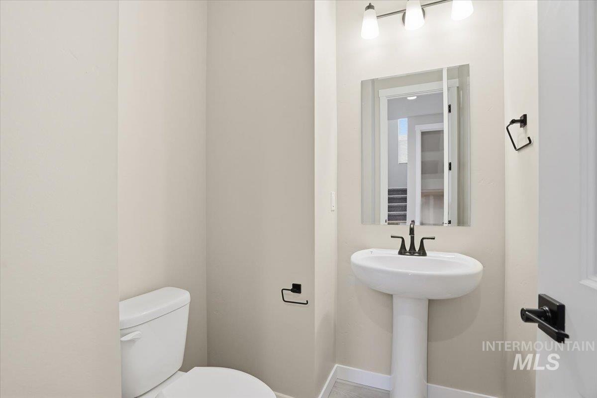 1315 White Cliffs Street Middleton, ID 83644 - Photo 17 of 46