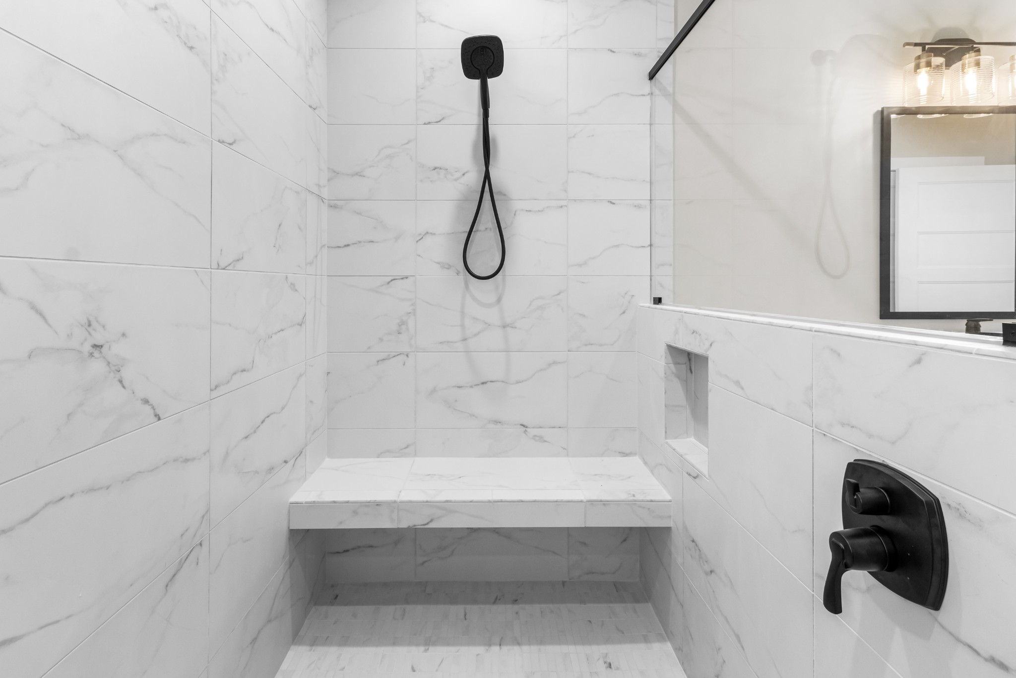 3600 Trough Springs Road Adams, TN 37010 - Photo 33 of 54 a bathroom with a bathtub