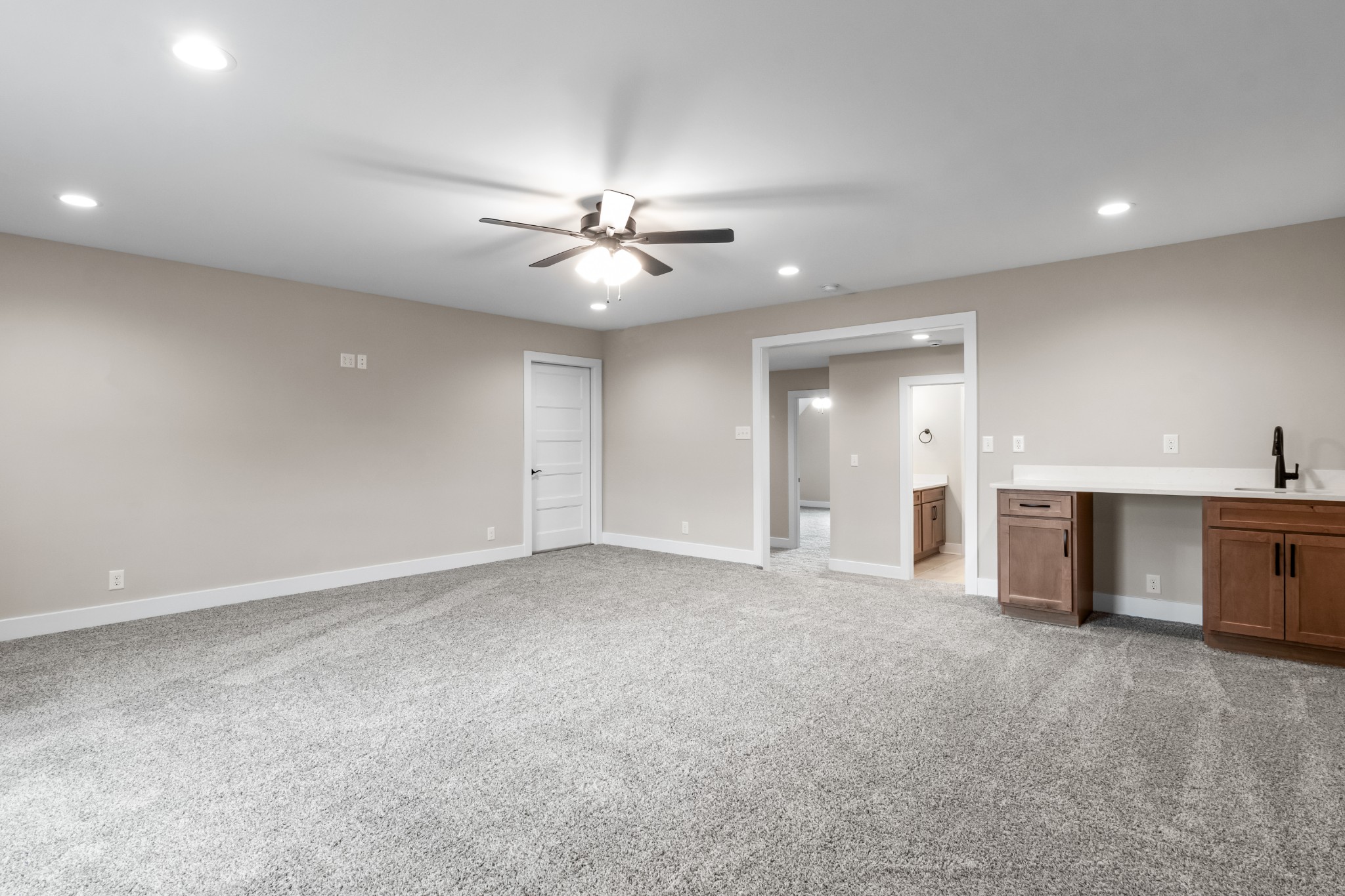 3600 Trough Springs Road Adams, TN 37010 - Photo 41 of 54 an empty room with closet and windows