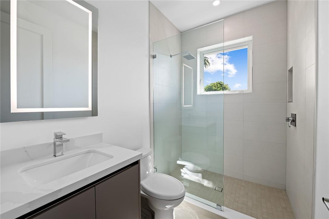 3204 Dover Road Pompano Beach, FL 33062 - Photo 64 of 73 Bedroom/#4 & #5 Bathroom