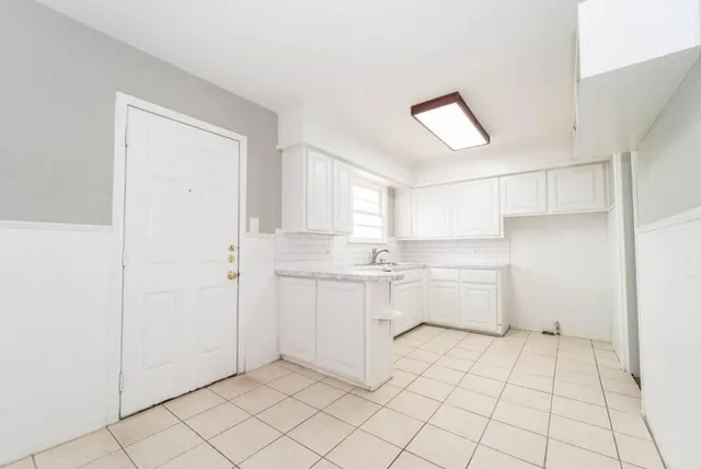 $119,900 | 6501 Avenue T, Lubbock, TX 79412