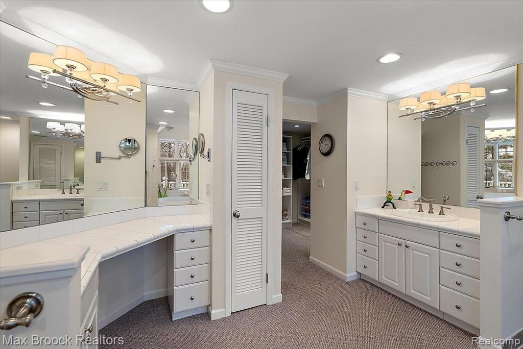 2085 Quarton Road Bloomfield Hills, MI 48301 - Photo 24 of 55