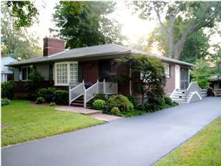 311 Bramton Road Louisville, KY 40207 - Photo 1 of 1 Primary Photo