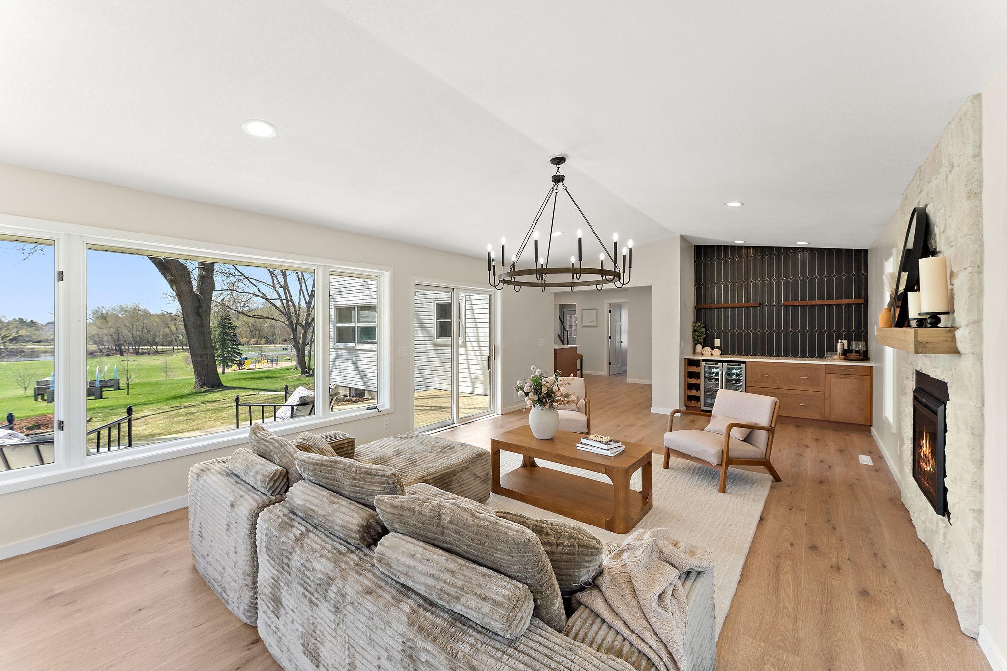 10645 Johnson Road Bloomington, MN 55437 - Photo 13 of 35