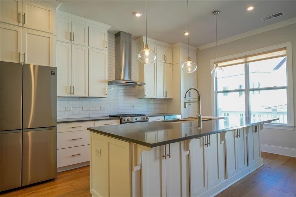 685 Brennan Drive Decatur, GA 30033 - Photo 9 of 37