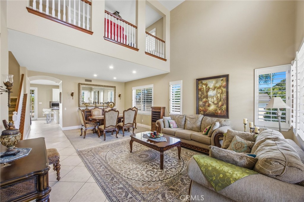 8319 Daisy Lane Riverside, CA 92508 - Photo 5 of 53