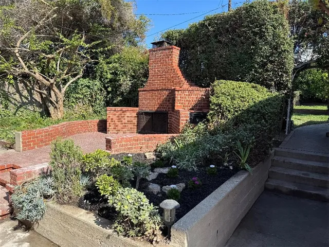 $1,275,000 | 734 Los Altos Avenue, Long Beach, CA 90804