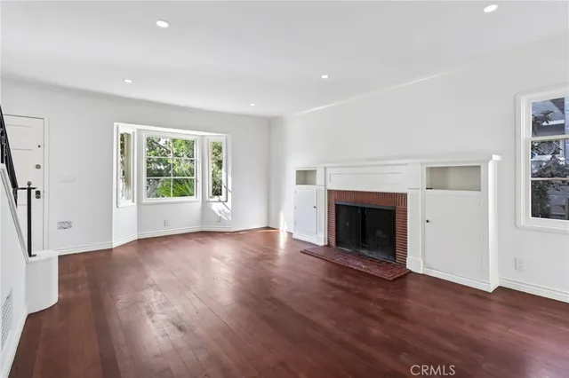 $1,275,000 | 734 Los Altos Avenue, Long Beach, CA 90804