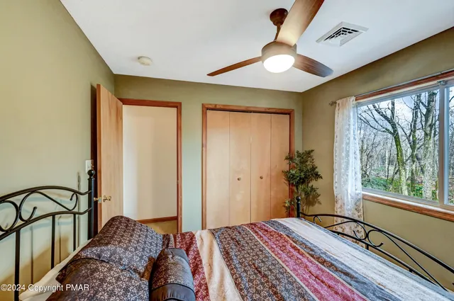 $560,000 | 275 Tanglewood Drive, Pocono Pines, PA 18346